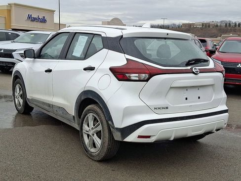Used 2021 Nissan Kicks S image 4