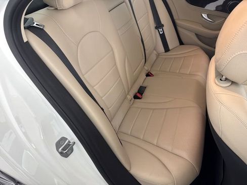 Used 2019 Mercedes-Benz C 300 4MATIC Sedan image 29