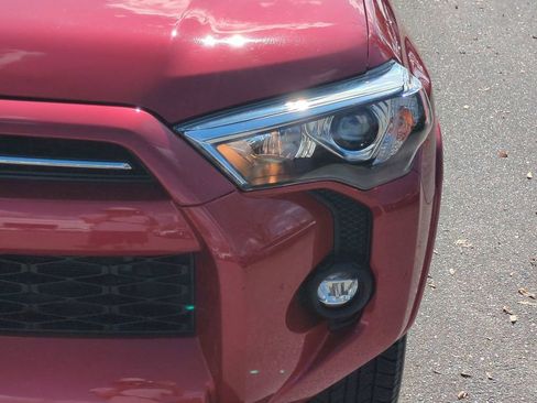 Certified 2024 Toyota 4Runner SR5 Premium image 10