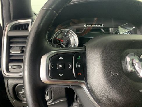 Used 2019 RAM 1500 Laramie image 19