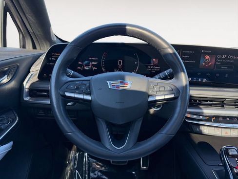 Used 2024 Cadillac XT4 Sport AWD/4WD image 13