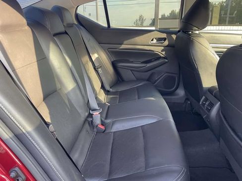 Used 2023 Nissan Altima 2.5 SL AWD/4WD image 11