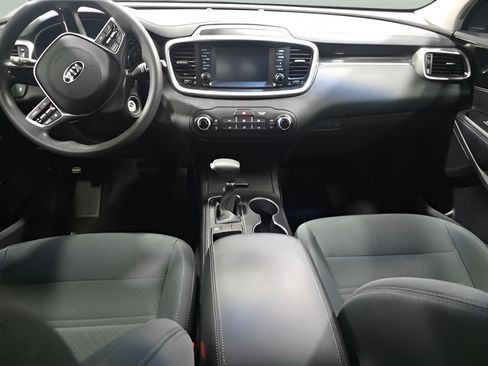 Used 2016 Kia Sorento FWD w/ LX Convenience Package image 13