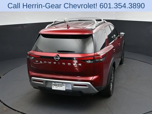 Used 2023 Nissan Pathfinder SL w/ SL Premium Package FWD image 35