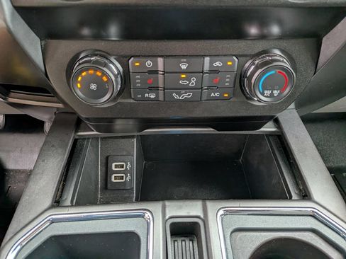 Used 2019 Ford F150 XLT w/ Equipment Group 302A Luxury RWD image 34