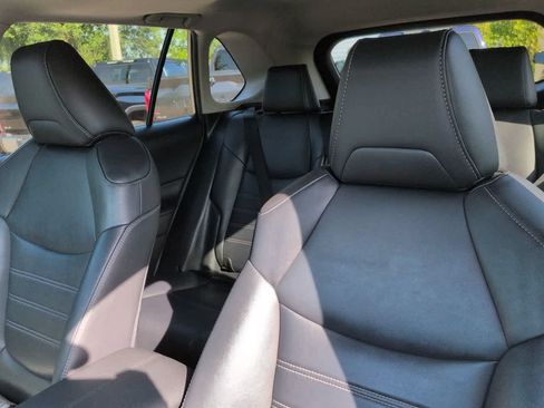 Certified 2019 Toyota RAV4 XLE Premium w/ Cold Weather Package AWD/4WD image 8