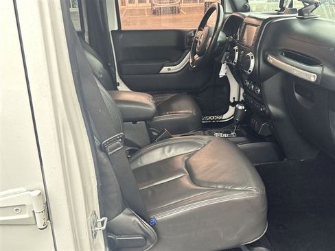 Used 2014 Jeep Wrangler Unlimited Rubicon w/ Dual Top Group image 24