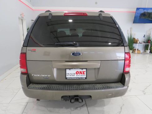 Used 2004 Ford Explorer Sport XLT image 5