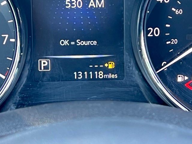 Used 2017 Nissan Rogue SV AWD/4WD image 32