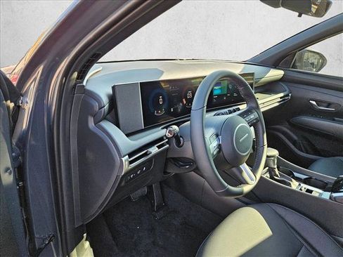 New 2026 Hyundai Tucson XRT image 3