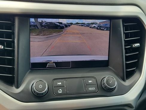 Used 2023 GMC Acadia SLE w/ Driver Convenience Package FWD image 27