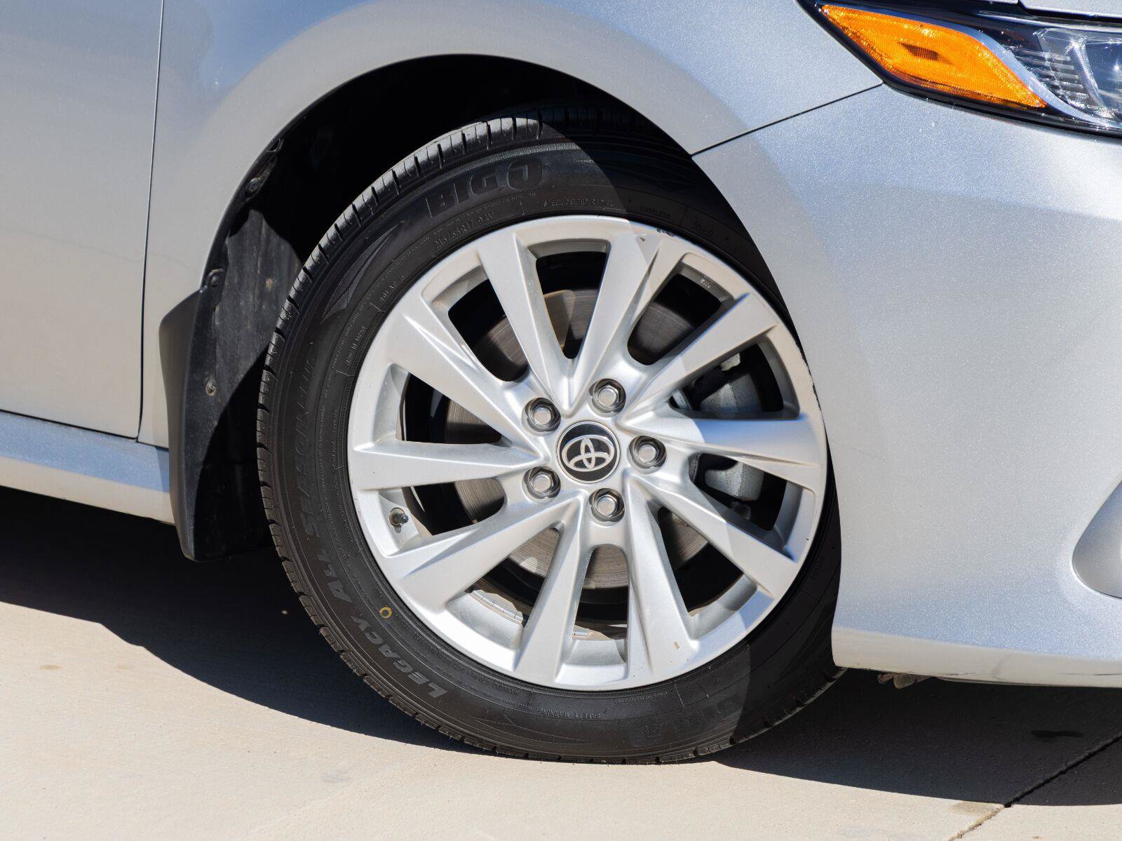 Used 2021 Toyota Camry LE w/ Cold Weather Package AWD/4WD image 12