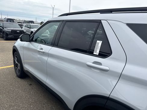 New 2026 Ford Explorer ST w/ Sun And Sound Package AWD/4WD image 12
