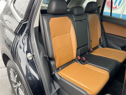Used 2019 Volkswagen Tiguan SE w/ Panoramic Sunroof Package image 26