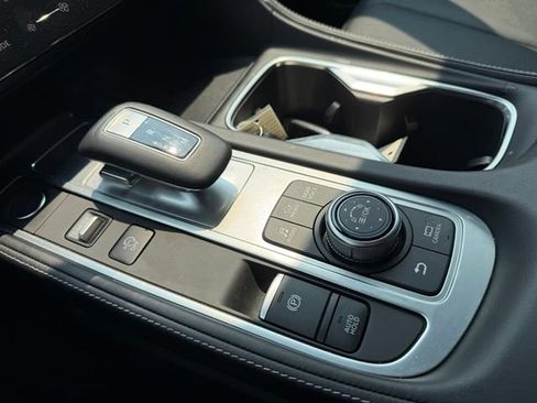 Certified 2025 INFINITI QX60 Luxe AWD/4WD image 17