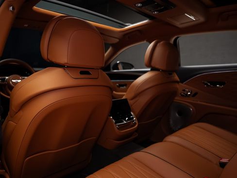 Used 2022 Bentley Flying Spur V8 AWD/4WD image 72