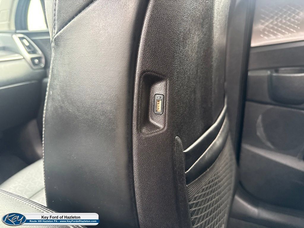 Used 2021 Kia Sorento S w/ Panoramic Sunroof Package AWD/4WD image 45