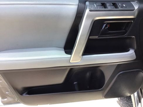 Used 2012 Toyota 4Runner SR5 RWD image 20