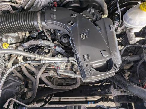 Used 2019 RAM 1500 Classic Warlock w/ Luxury Group image 21