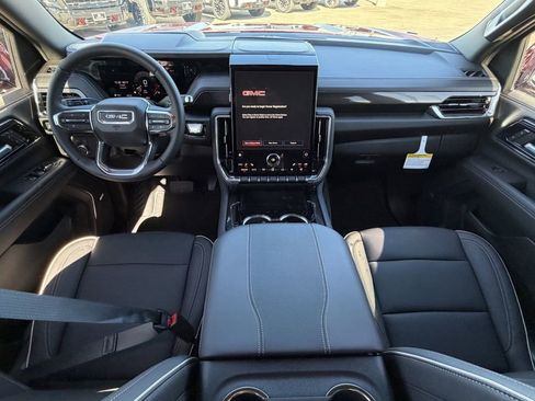 New 2026 GMC Yukon Elevation image 8