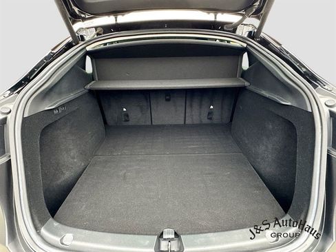 Used 2023 Tesla Model Y Performance image 29