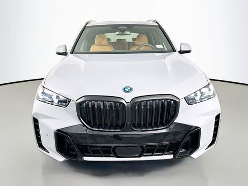 New 2026 BMW X5 xDrive50e w/ M Sport Package image 2