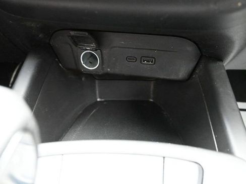 Used 2026 Chevrolet Trax RS FWD image 42