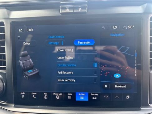 Used 2025 Ford F450 Platinum w/ FX4 Off-Road Package AWD/4WD image 35