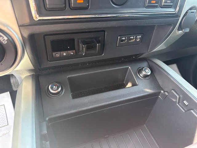 Used 2019 Nissan Titan PRO-4X AWD/4WD image 29