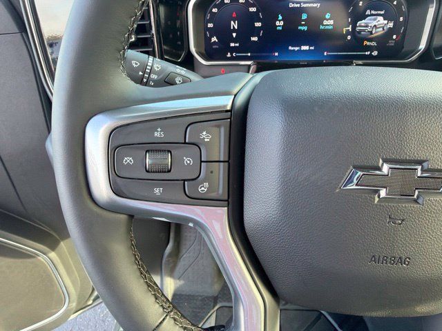 Used 2026 Chevrolet Silverado 1500 RST w/ Dark Appearance Package AWD/4WD image 19