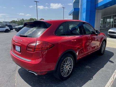Used 2014 Porsche Cayenne AWD/4WD image 5