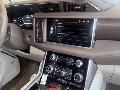 Certified 2022 GMC Yukon Denali image 14