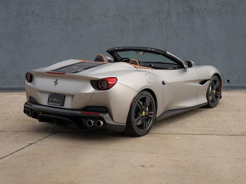 Certified 2019 Ferrari Portofino image 8