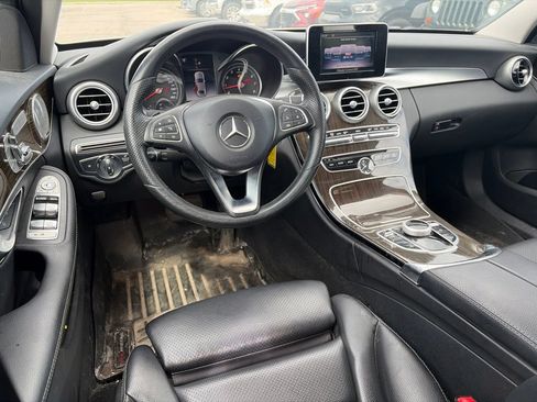 Used 2018 Mercedes-Benz C 300 4MATIC Sedan image 7