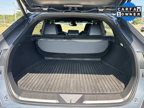 Used 2022 Toyota Venza XLE AWD/4WD image 12