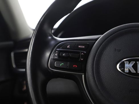 Used 2017 Kia Optima EX w/ Premium Package image 25