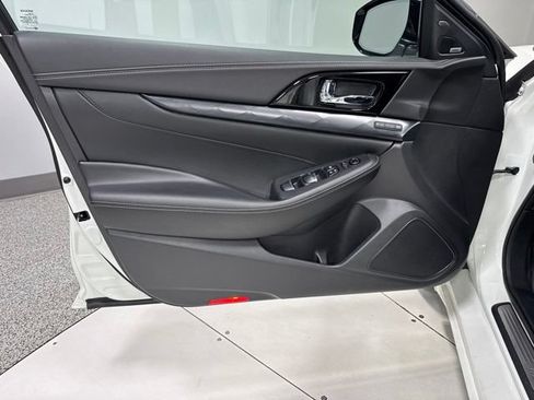 Used 2022 Nissan Maxima Platinum FWD image 12