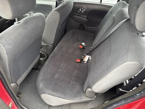 Used 2010 Nissan Cube 1.8 S w/ Interior Illumination Pkg image 10