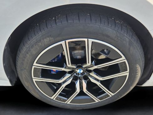 Certified 2023 BMW 760i xDrive AWD/4WD image 23