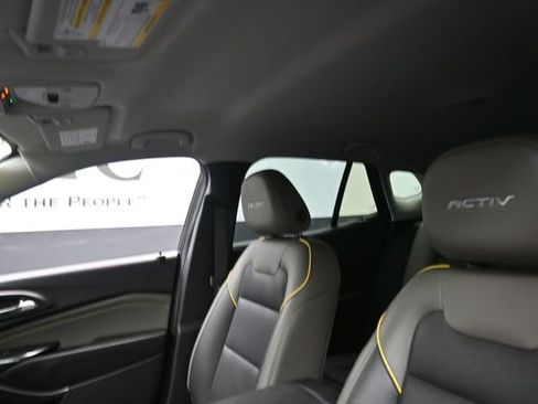 Used 2025 Chevrolet Trax ACTIV w/ Driver Confidence Package FWD image 17