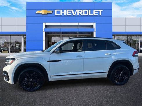 Used 2023 Volkswagen Atlas Cross Sport SEL R-Line image 7