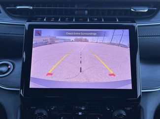 New 2025 Jeep Grand Cherokee L Limited AWD/4WD video 4