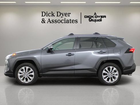 Used 2025 Toyota RAV4 XLE Premium w/ Weather Package AWD/4WD image 15