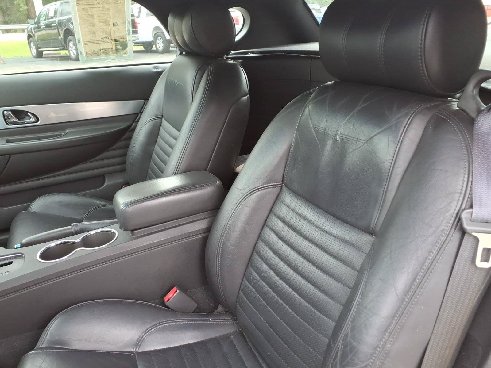 Used 2002 Ford Thunderbird RWD image 6