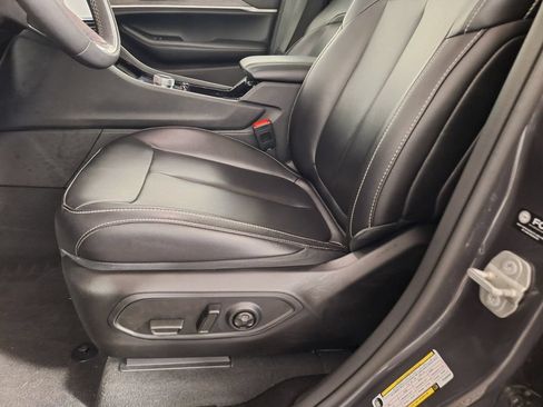 Used 2023 Jeep Grand Cherokee 4WD 4xe image 30