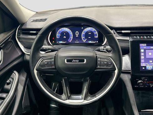 Used 2021 Jeep Grand Cherokee L Laredo w/ Luxury Tech Group I image 29