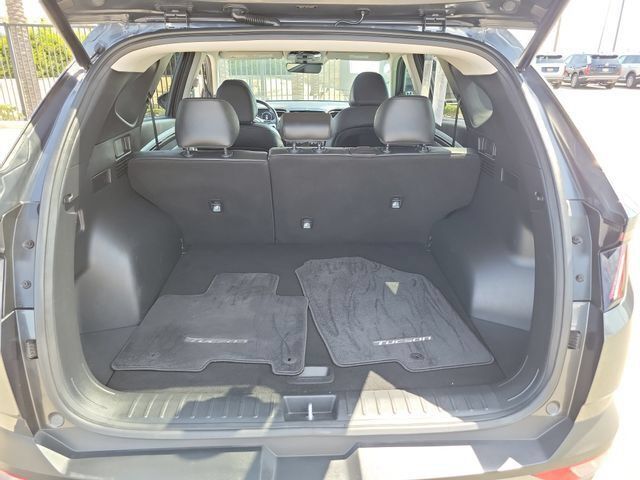 Certified 2023 Hyundai Tucson SEL w/ Convenience Package AWD/4WD image 29