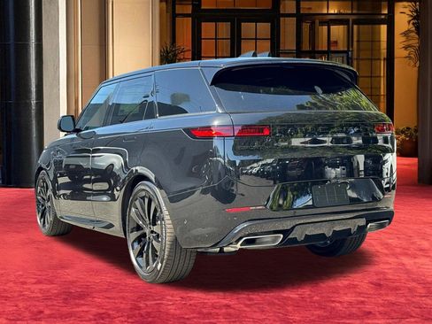 New 2026 Land Rover Range Rover Sport Dynamic SE AWD/4WD image 3