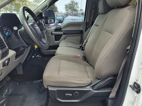 Used 2019 Ford F250 XLT w/ XLT Value Package image 18