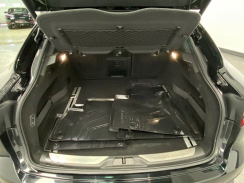 Used 2020 Maserati Levante GranSport image 43